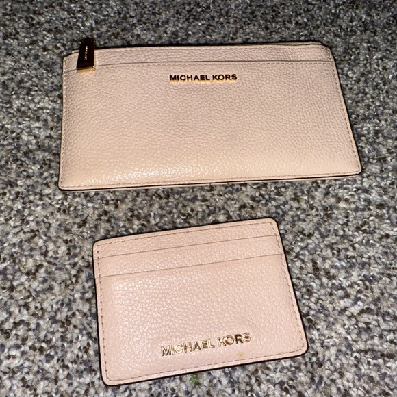 Michael Kors blush pink wallet set - Picture 2 of 6